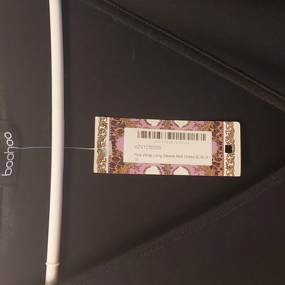 Boohoo long sleeve wrap midi dress - Picture 3 of 10